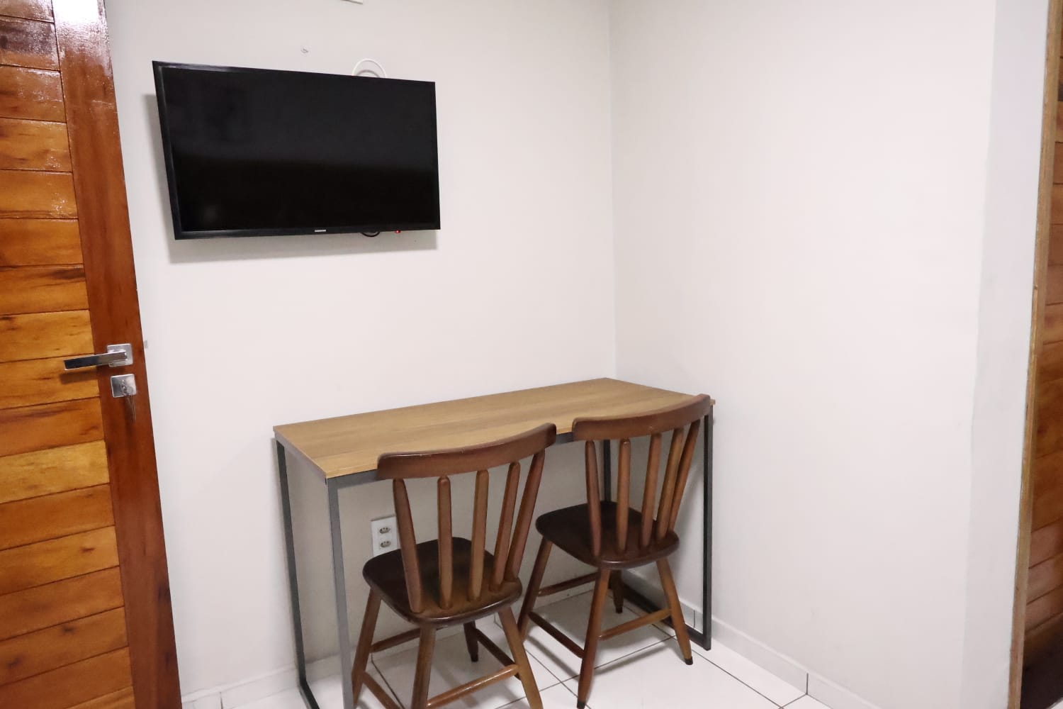 Quarto Individual no Hotel Bela Vista em Lavras da Mangabeira-CE